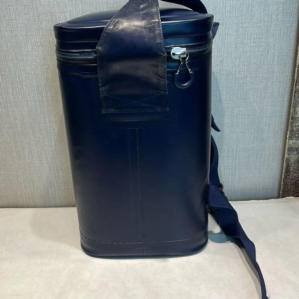 Vineyard Vines Insulated Sling Cooler Patriotic Pink Whale Red White Blue Stripe